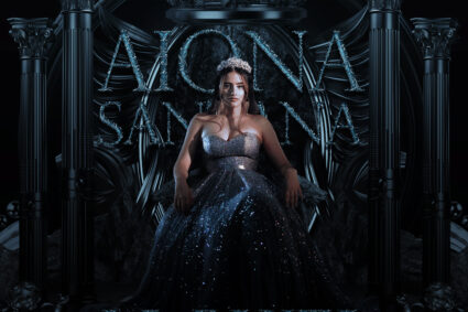 Aiona Santana se transforma en «La Santa»