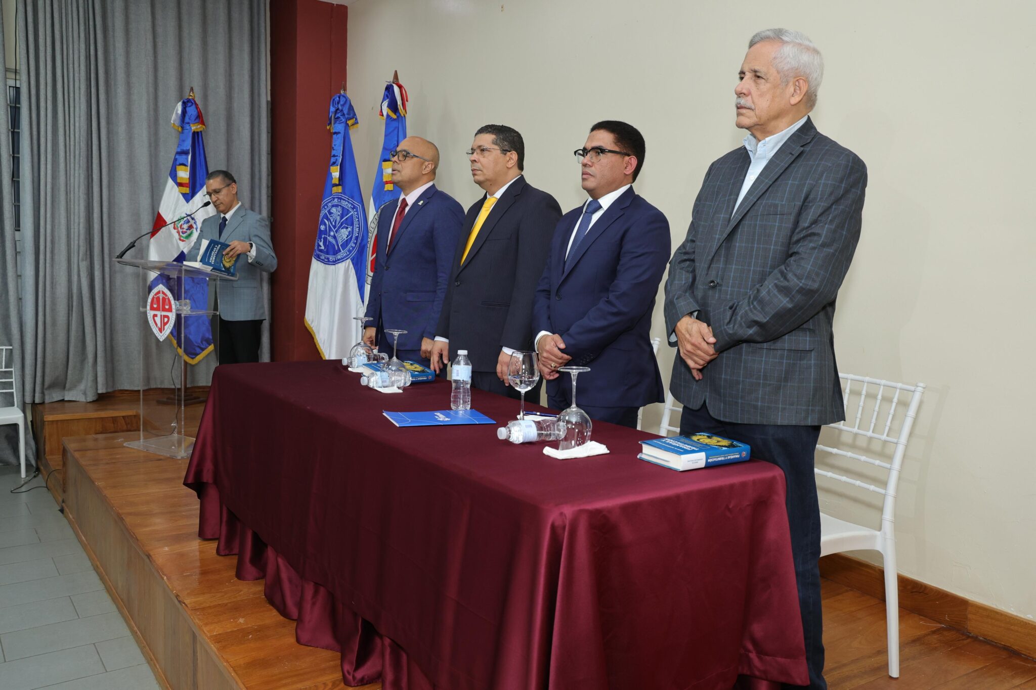 Guía clave para emprendedores por Enoé Domínguez - RumbaPuntaCana ...