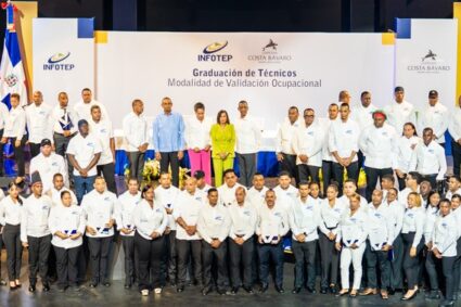 INFOTEP gradúa a 82 nuevos técnicos de la industria hotelera